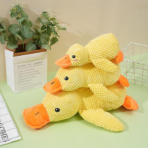 Waffle Texture Duck Plush Pet Toy - Squeaky Chew Interactive Stuffed Toy for Dogs & Cats, Soft Puppy Kitten Plaything